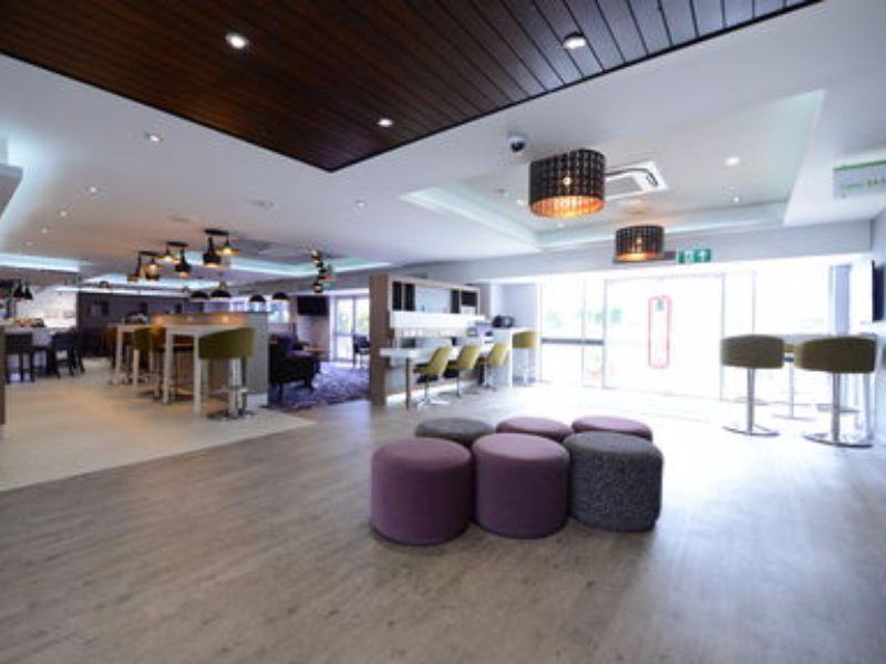 Holiday Inn Wolverhampton - Racecourse By Ihg Eksteriør bilde