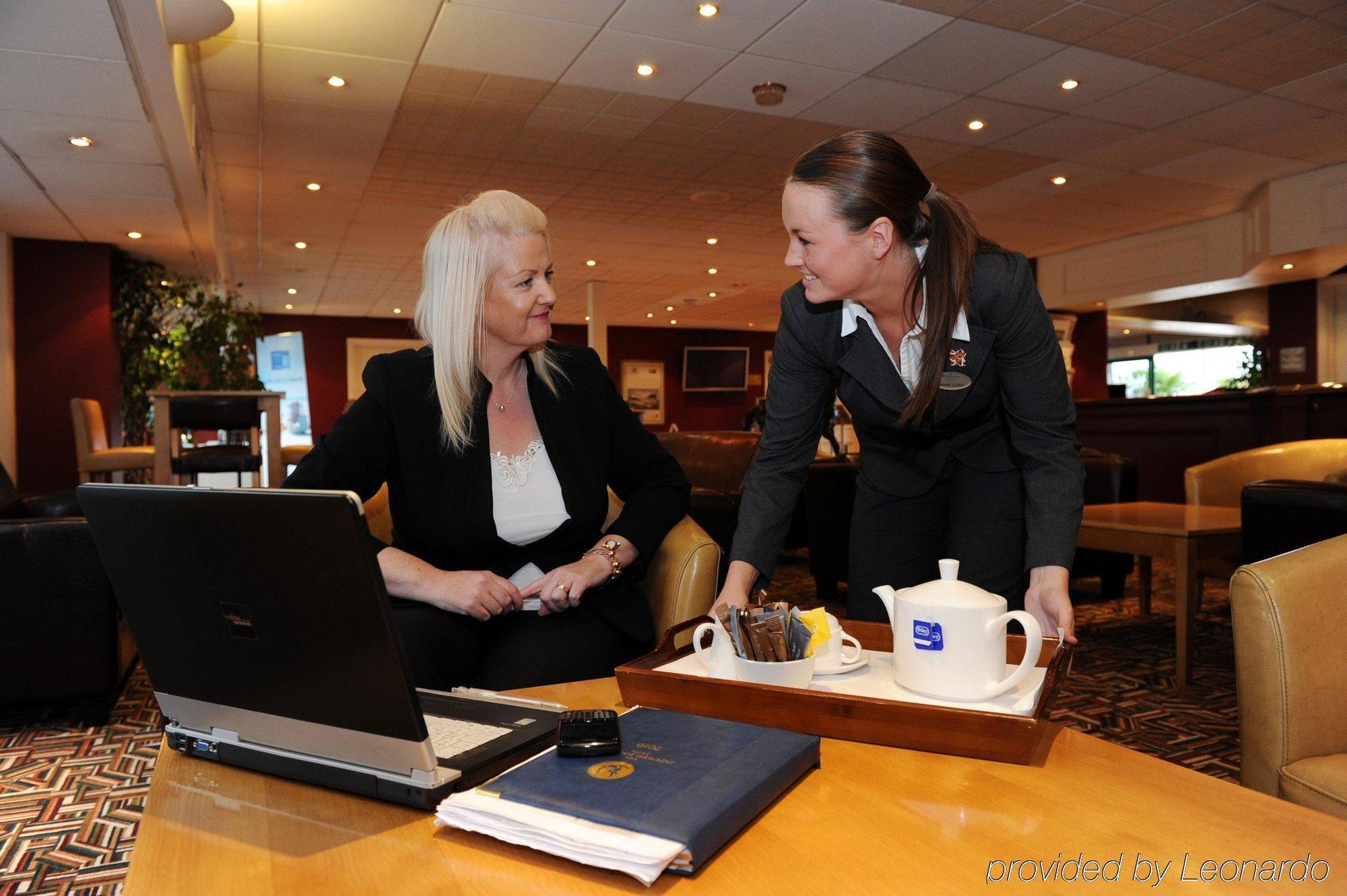 Holiday Inn Wolverhampton - Racecourse By Ihg Eksteriør bilde